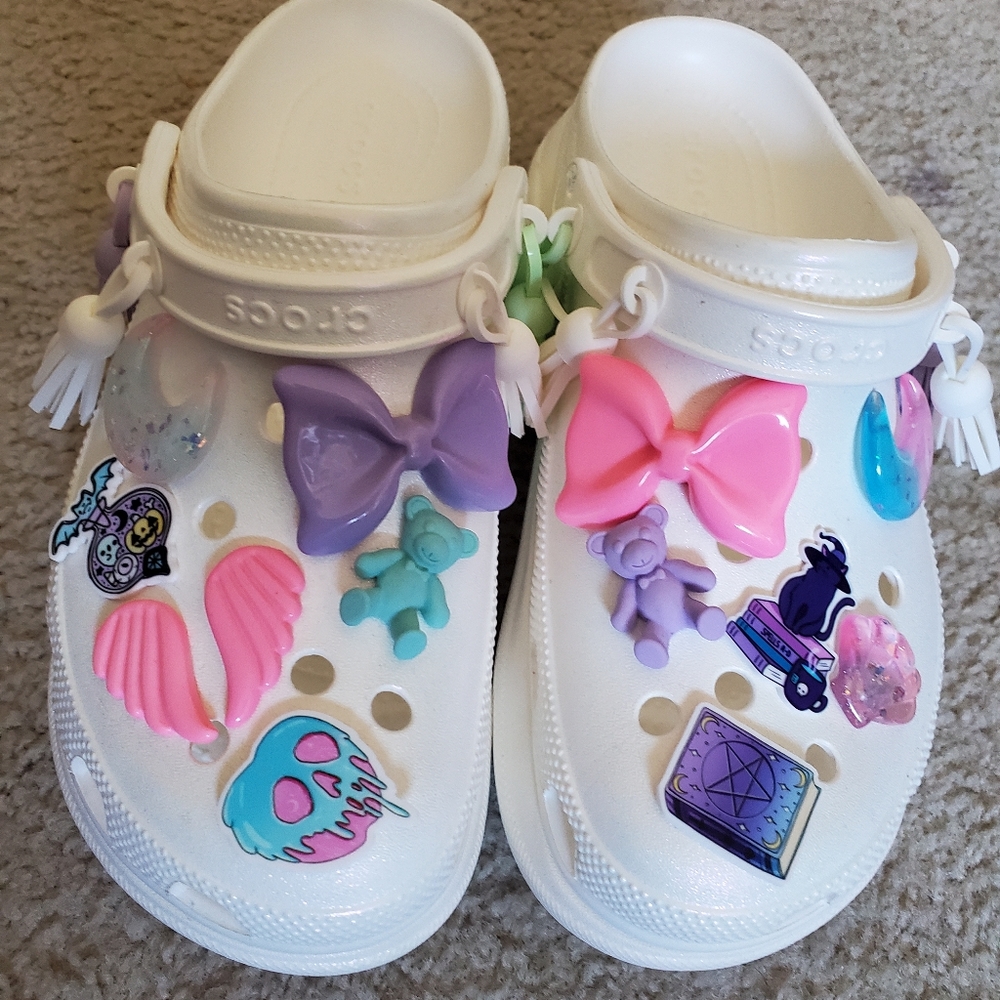 Bae clogs